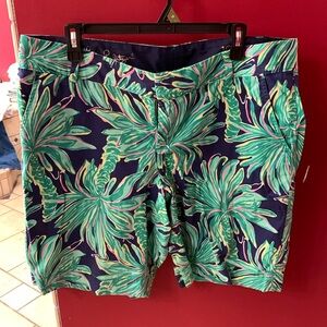 Lily Pulitzer The Chipper Short Size 16